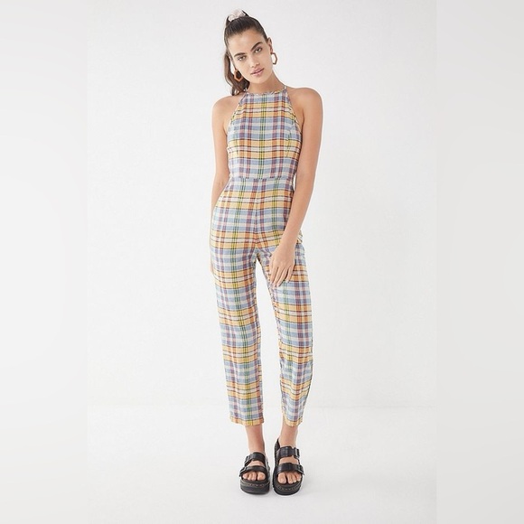 Urban Outfitters UO Hattie High-Neck Linen Jumpsuit 8 - Picture 1 of 15
